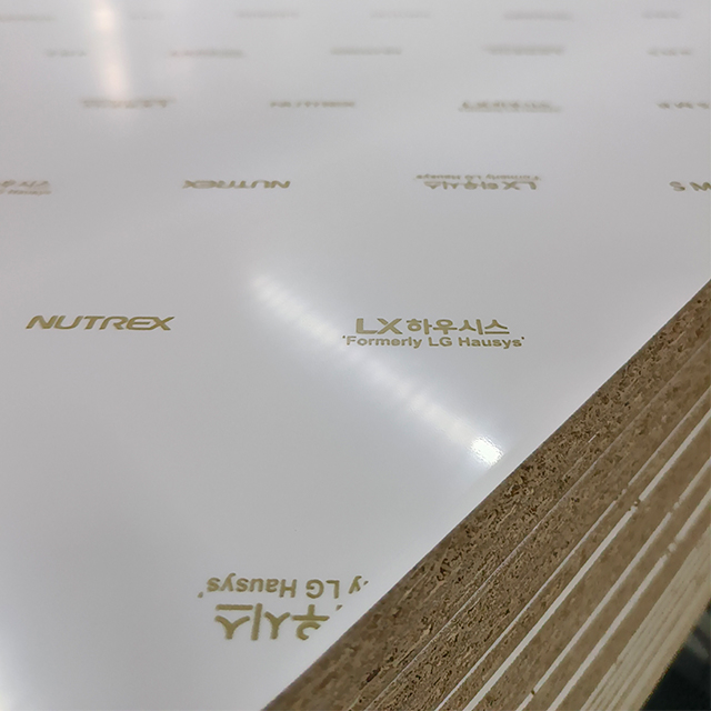 Panneaux de particules